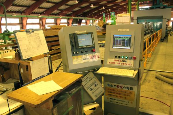 プレカット加工現場